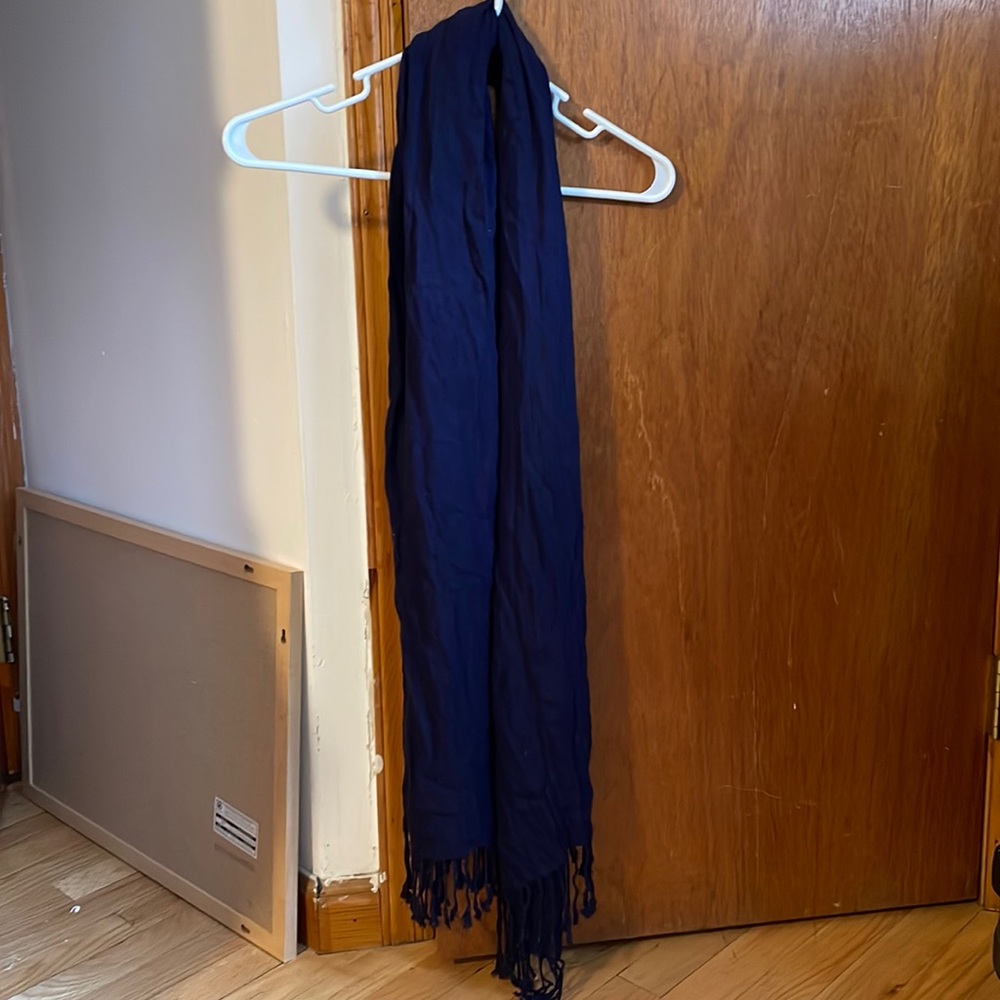 Scarf with tassels, navy blue